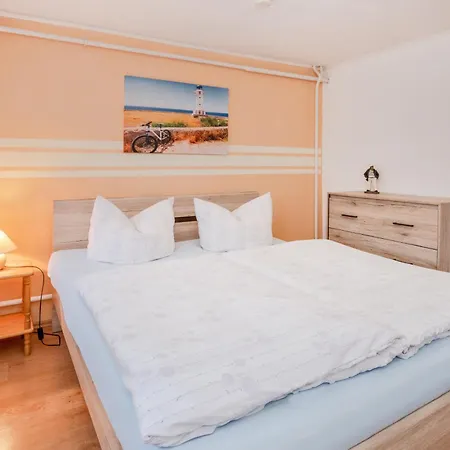 Souterrain Apartment *